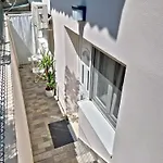Sonniger Rueckzugsort Mit Privatparkplatz By Interhome