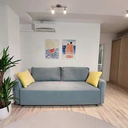 Sonniger Rueckzugsort Mit Privatparkplatz By Interhome Split