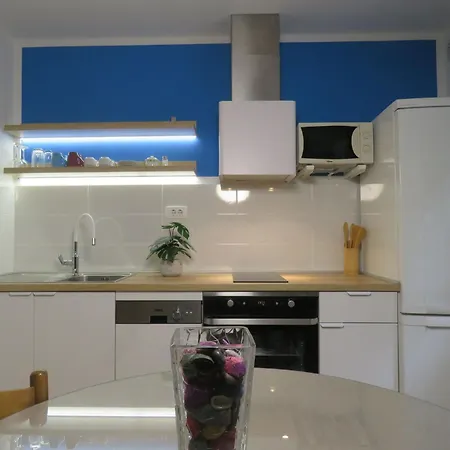 Appartement Sonniger Rueckzugsort Mit Privatparkplatz By Interhome Split
